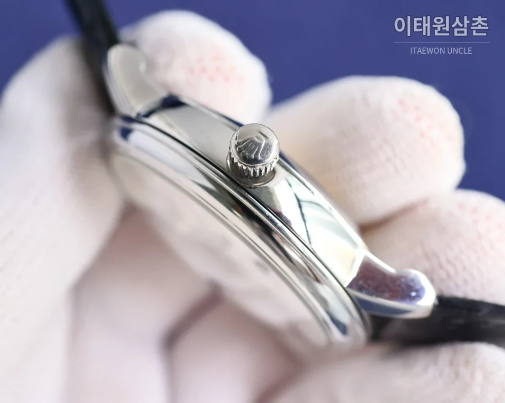 롤렉스 첼리니 문페이즈 오토매틱 40mm 화이트 다이얼 블랙 가죽 스트랩