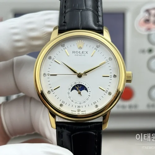 롤렉스 셀리니 문페이즈 블루에나멜 오토매틱 40mm 실버 블랙 가죽 스트랩 골드 베젤 롤렉스 셀리니 문페이즈 블루에나멜 오토매틱 40mm 실버 블랙 가죽 스트랩 골드 베젤