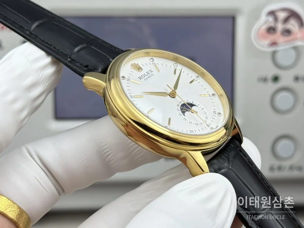 롤렉스 셀리니 문페이즈 블루에나멜 오토매틱 40mm 실버 블랙 가죽 스트랩 골드 베젤