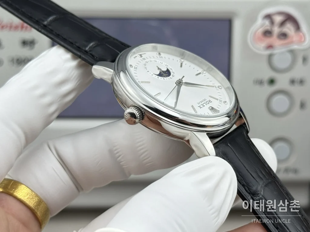 롤렉스 셀리니 문페이즈 블루에나멜 오토매틱 40mm 실버 블랙 가죽 스트랩