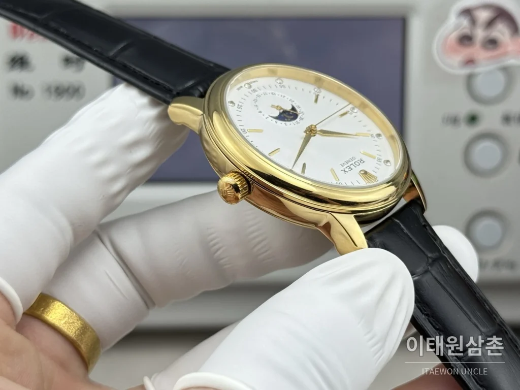 롤렉스 셀리니 문페이즈 블루에나멜 오토매틱 40mm 실버 블랙 가죽 스트랩 골드 베젤