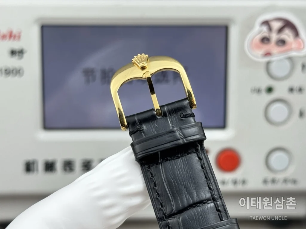 롤렉스 셀리니 문페이즈 블루에나멜 오토매틱 40mm 실버 블랙 가죽 스트랩 골드 베젤