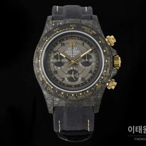 롤렉스 코스모그래프 데이토나 카본 스켈레톤백 크로노그래프 40mm 그레이 다이얼 블랙 나일론 스트랩 블랙 베젤 롤렉스 코스모그래프 데이토나 카본 스켈레톤백 크로노그래프 40mm 그레이 다이얼 블랙 나일론 스트랩 블랙 베젤