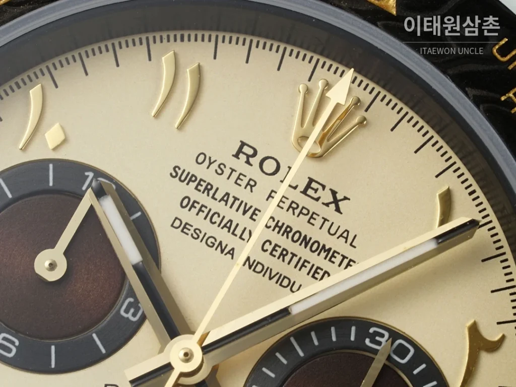 롤렉스 코스모그래프 데이토나 카본 스켈레톤백 크로노그래프 40mm 샴페인 다이얼 브라운 나일론 스트랩 블랙 베젤