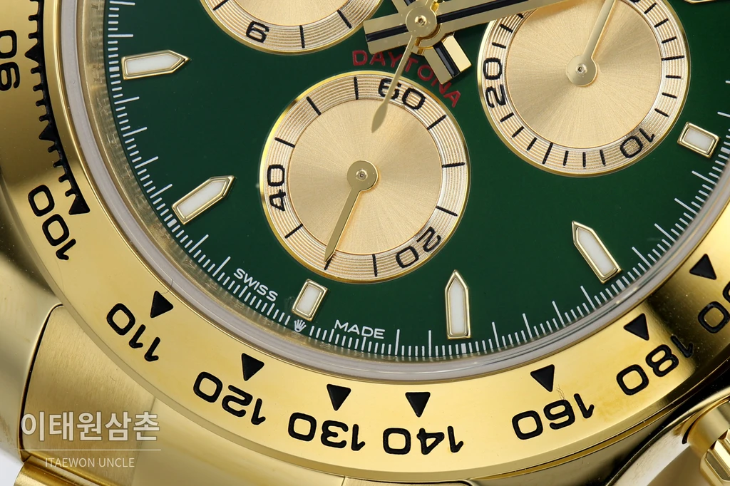 롤렉스 코스모그래프 데이토나 그린 샴페인 다이얼 오토매틱 40mm