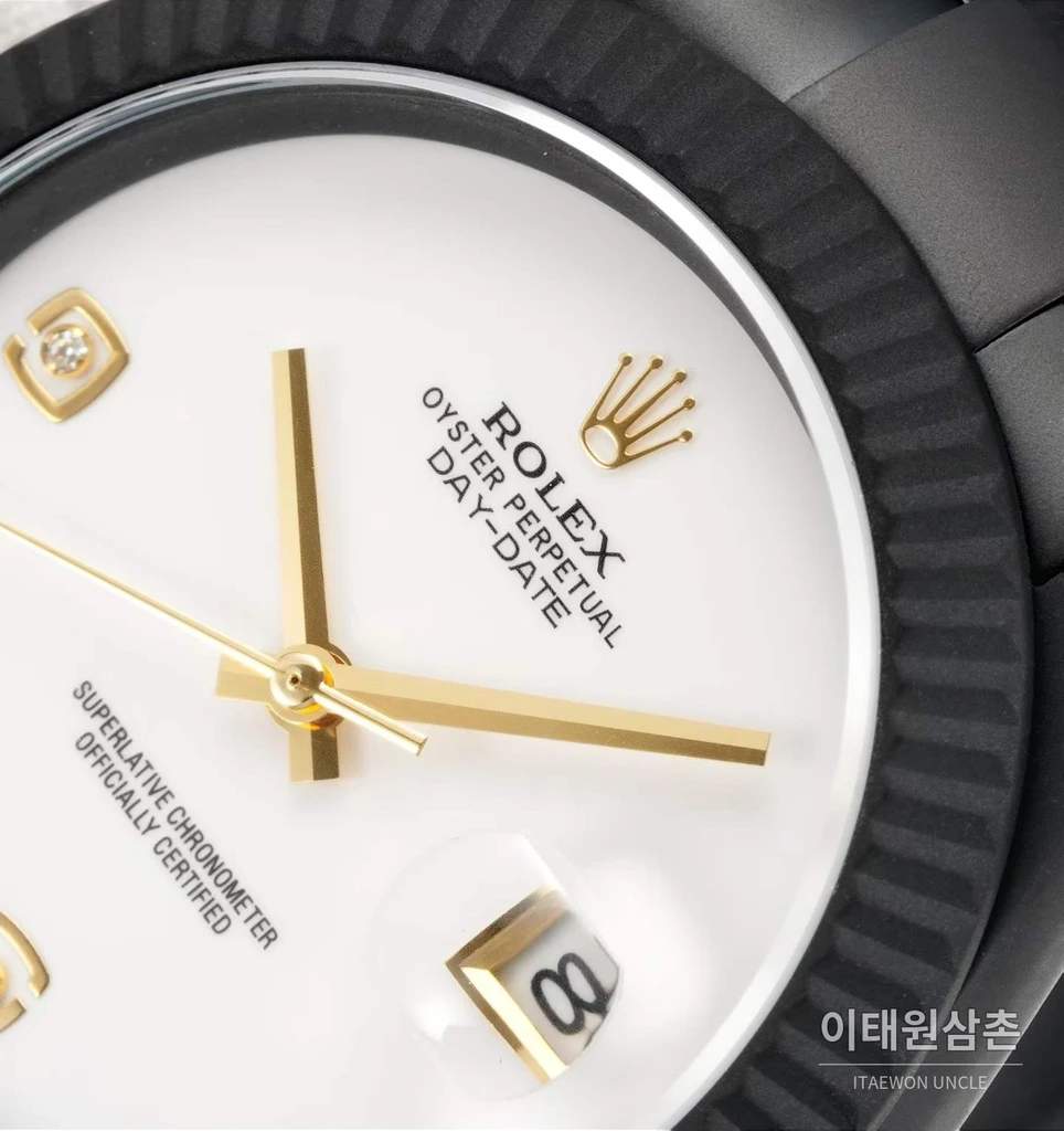 롤렉스 데이트저스트 41 DLC 투포인트 화이트다이얼 오토매틱 41mm