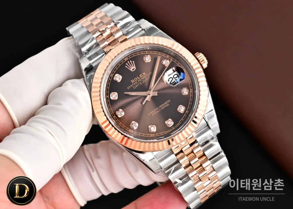 롤렉스 데이저스트41 텐포인트 실버다이얼 플루티드베젤 오토매틱 41mm