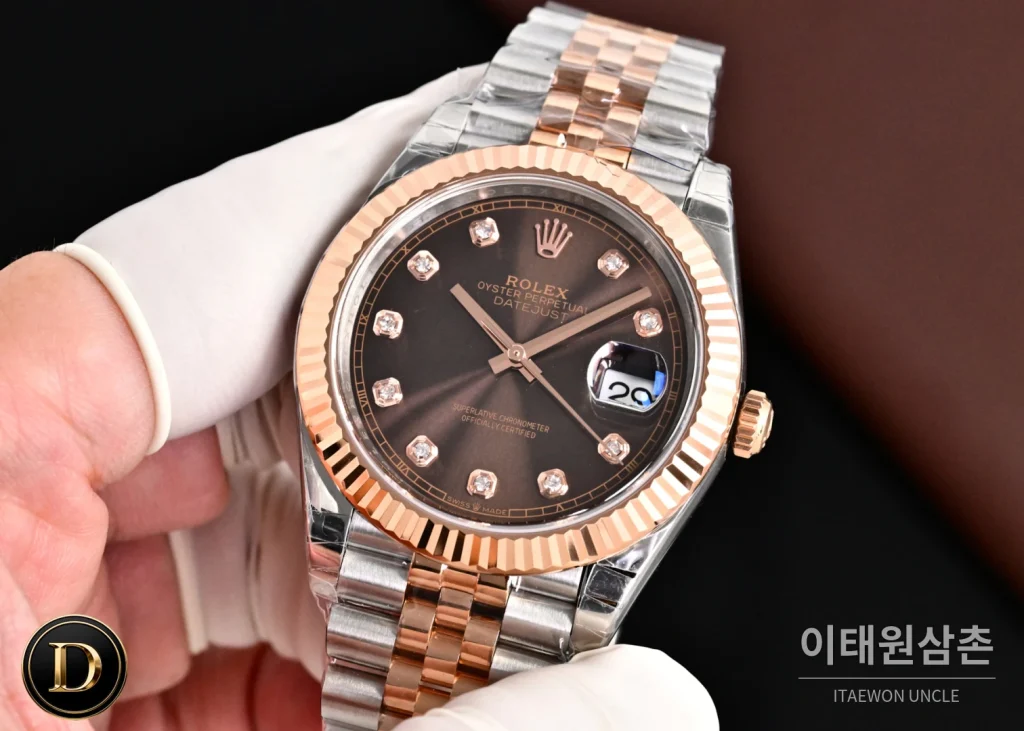 롤렉스 데이저스트41 텐포인트 실버다이얼 플루티드베젤 오토매틱 41mm