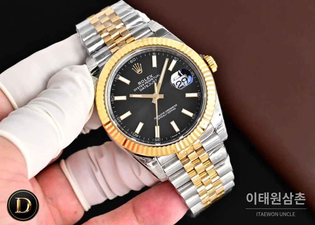 롤렉스 데이저스트41 텐포인트 실버다이얼 플루티드베젤 오토매틱 41mm