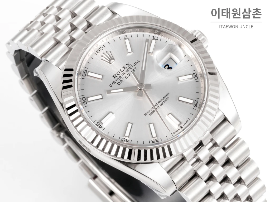 롤렉스 데이트저스트 41 실버 다이얼 실버 베젤 쥬빌리 브레이슬릿 시계 41mm