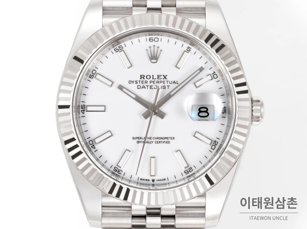 롤렉스 데이트저스트 41 화이트 다이얼 실버 베젤 쥬빌리 브레이슬릿 시계 41mm