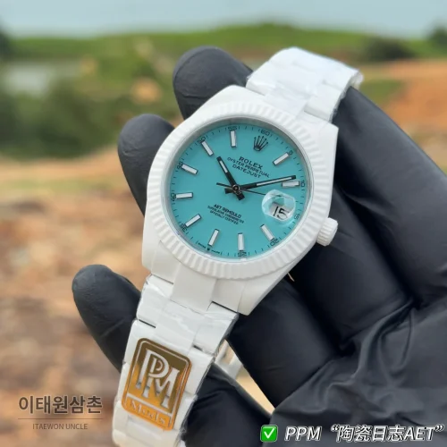 롤렉스 데이트저스트 오토매틱 41mm 아이스블루 다이얼 세라믹 브레이슬릿 화이트 베젤 롤렉스 데이트저스트 오토매틱 41mm 아이스블루 다이얼 세라믹 브레이슬릿 화이트 베젤