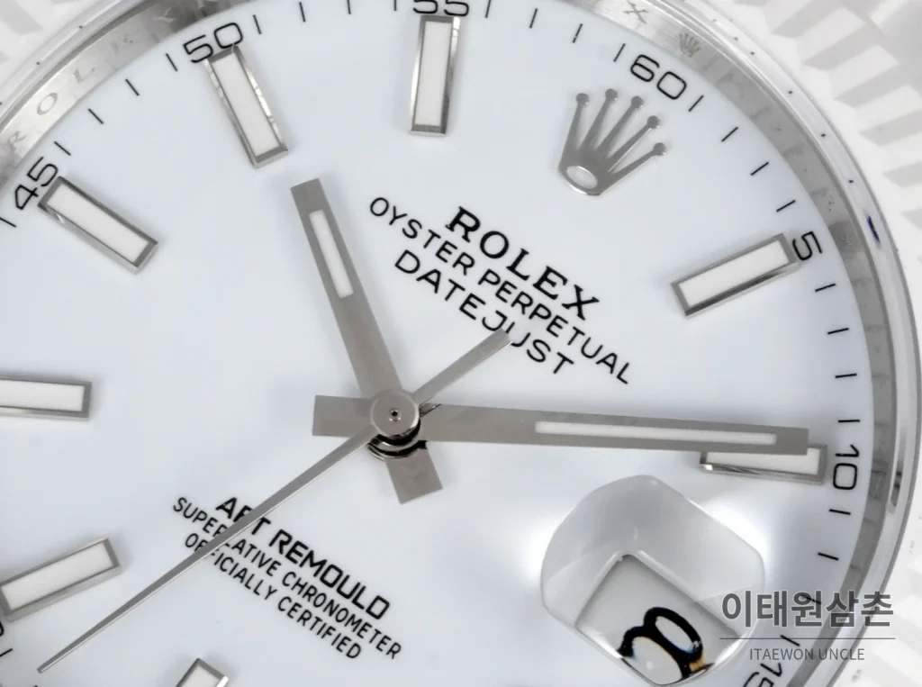 롤렉스 데이트저스트 오토매틱 41mm 화이트 다이얼 세라믹 브레이슬릿 화이트 베젤 (2)