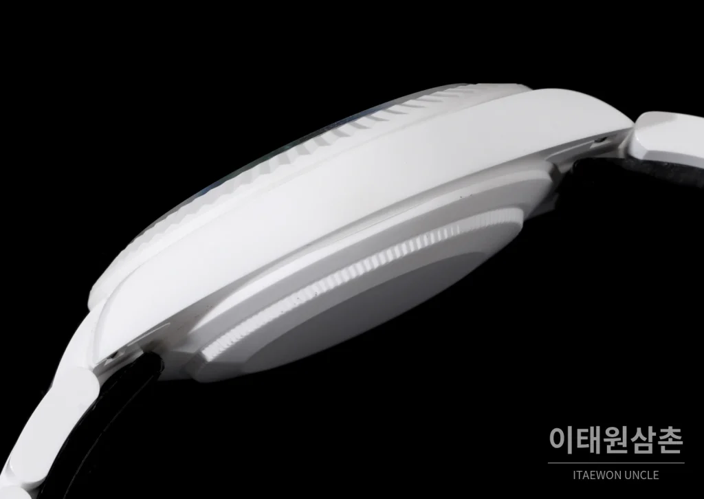롤렉스 데이트저스트 오토매틱 41mm 화이트 다이얼 세라믹 브레이슬릿 화이트 베젤 (2)