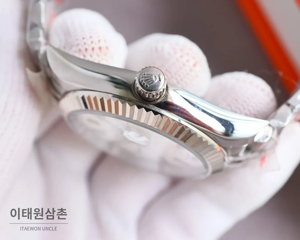 롤렉스 데이트저스트 오토매틱 41mm 실버 다이얼 투톤 브레이슬릿 로즈골드 베젤