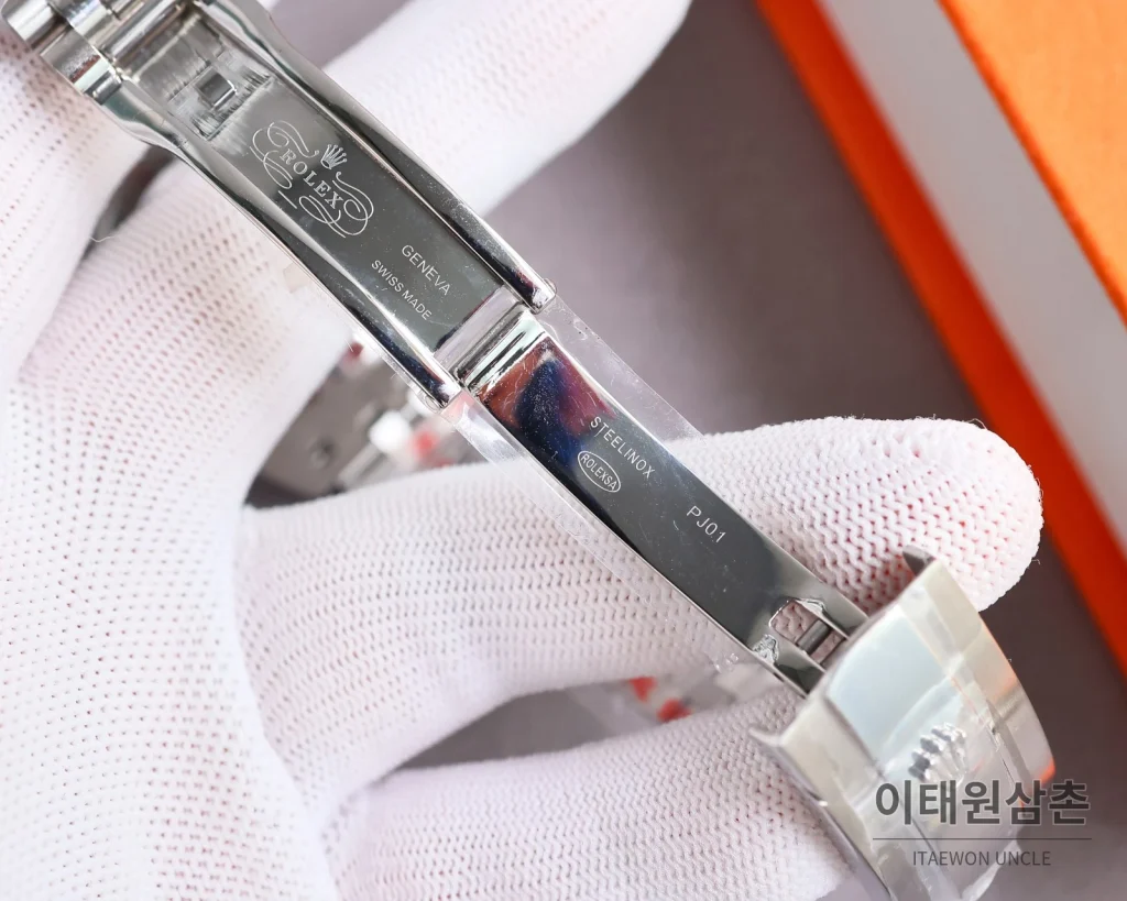 롤렉스 데이트저스트 오토매틱 41mm 실버 다이얼 투톤 브레이슬릿 로즈골드 베젤