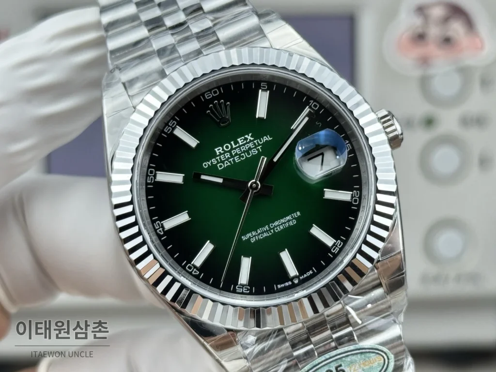롤렉스 데이트저스트 그린 그라데이션 다이얼 오토매틱 41mm (4)