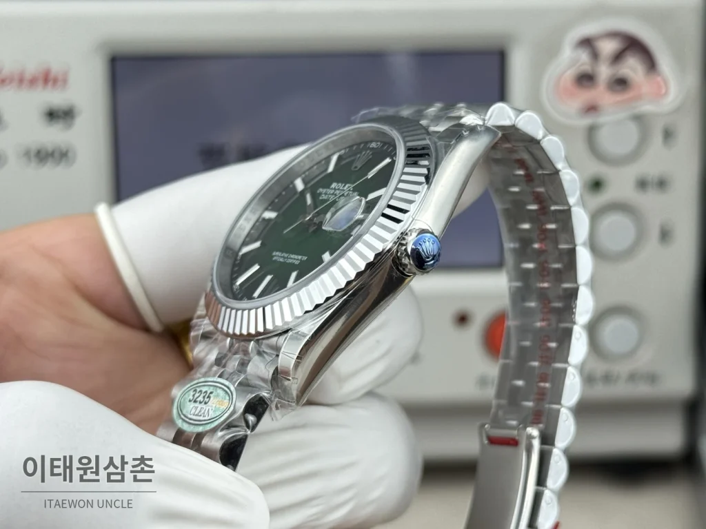 롤렉스 데이트저스트 그린 그라데이션 다이얼 오토매틱 41mm (4)
