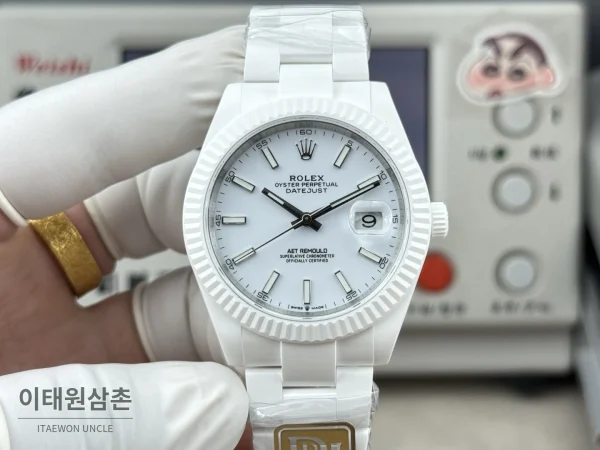 롤렉스 데이트저스트 화이트세라믹 선레이다이얼 오토매틱 41mm 세라믹 브레이슬릿 롤렉스 데이트저스트 화이트세라믹 선레이다이얼 오토매틱 41mm 세라믹 브레이슬릿