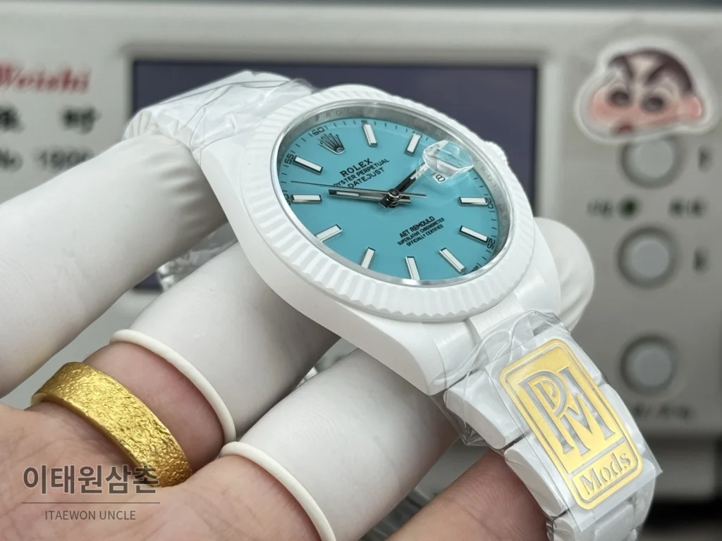 롤렉스 데이트저스트 화이트세라믹 선레이다이얼 오토매틱 41mm 세라믹 브레이슬릿 (2)