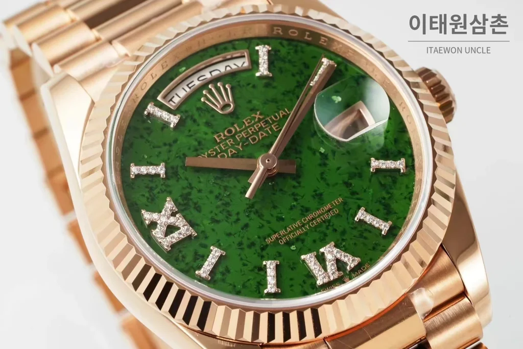 롤렉스 데이데이트36 천연원석 다이아베젤 프레지던트브레이슬릿 오토매틱 36mm 그린 다이얼 로즈골드 케이스
