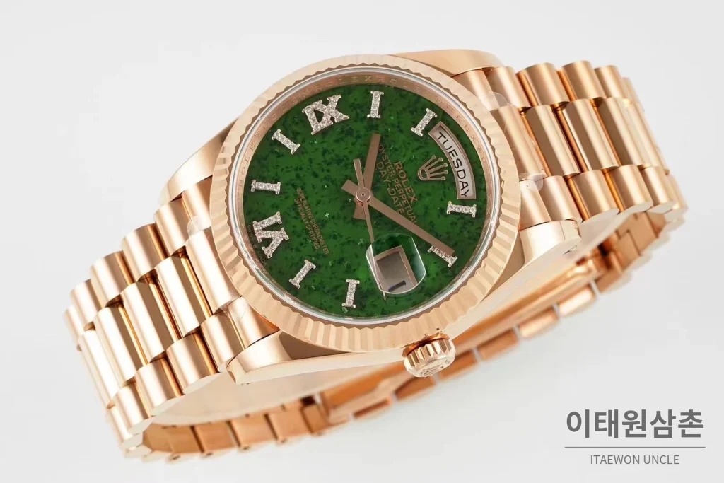 롤렉스 데이데이트36 천연원석 다이아베젤 프레지던트브레이슬릿 오토매틱 36mm 그린 다이얼 로즈골드 케이스