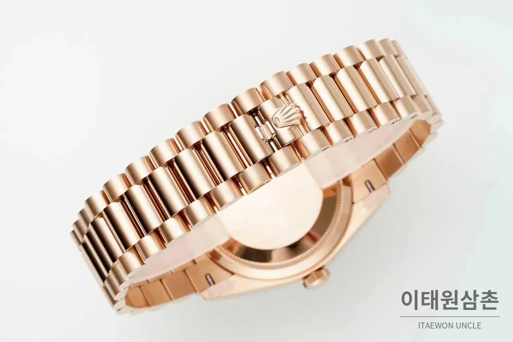 롤렉스 데이데이트36 천연원석 다이아베젤 프레지던트브레이슬릿 오토매틱 36mm 그린 다이얼 로즈골드 케이스