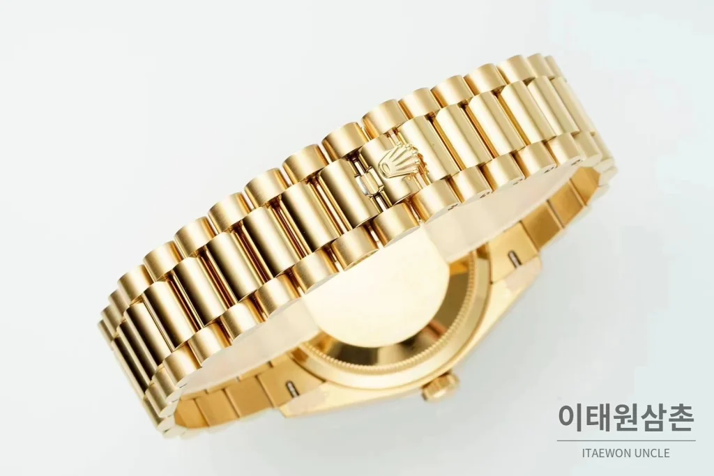 롤렉스 데이데이트36 천연원석 다이아베젤 프레지던트브레이슬릿 오토매틱 36mm 그린 다이얼 골드 케이스