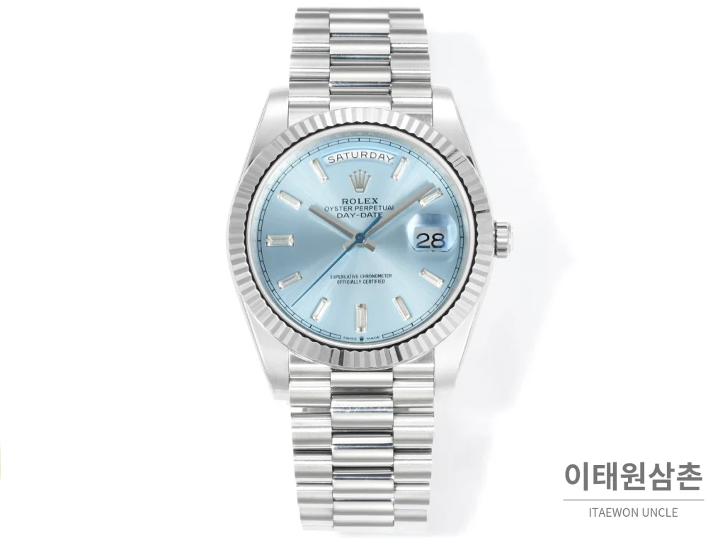 롤렉스 데이데이트 40 골드 프레지던트 브레이슬릿 오토매틱 40mm 아이스블루 다이얼 (2)