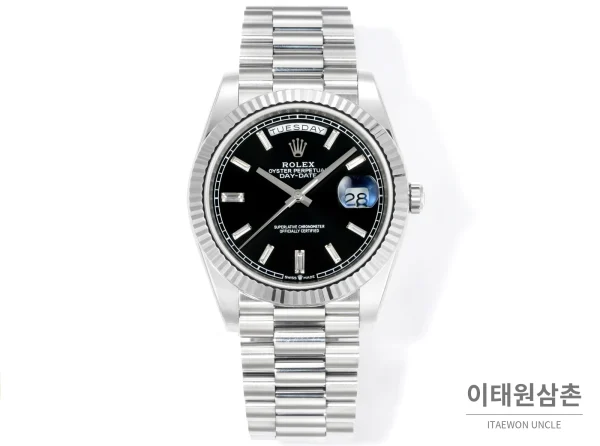 롤렉스 데이데이트 40 골드 프레지던트 브레이슬릿 오토매틱 40mm 블랙 다이얼