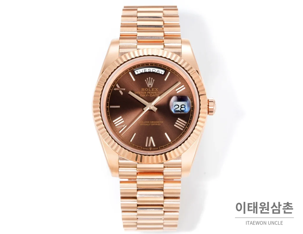 롤렉스 데이데이트 40 골드 프레지던트 브레이슬릿 오토매틱 40mm 브라운 다이얼