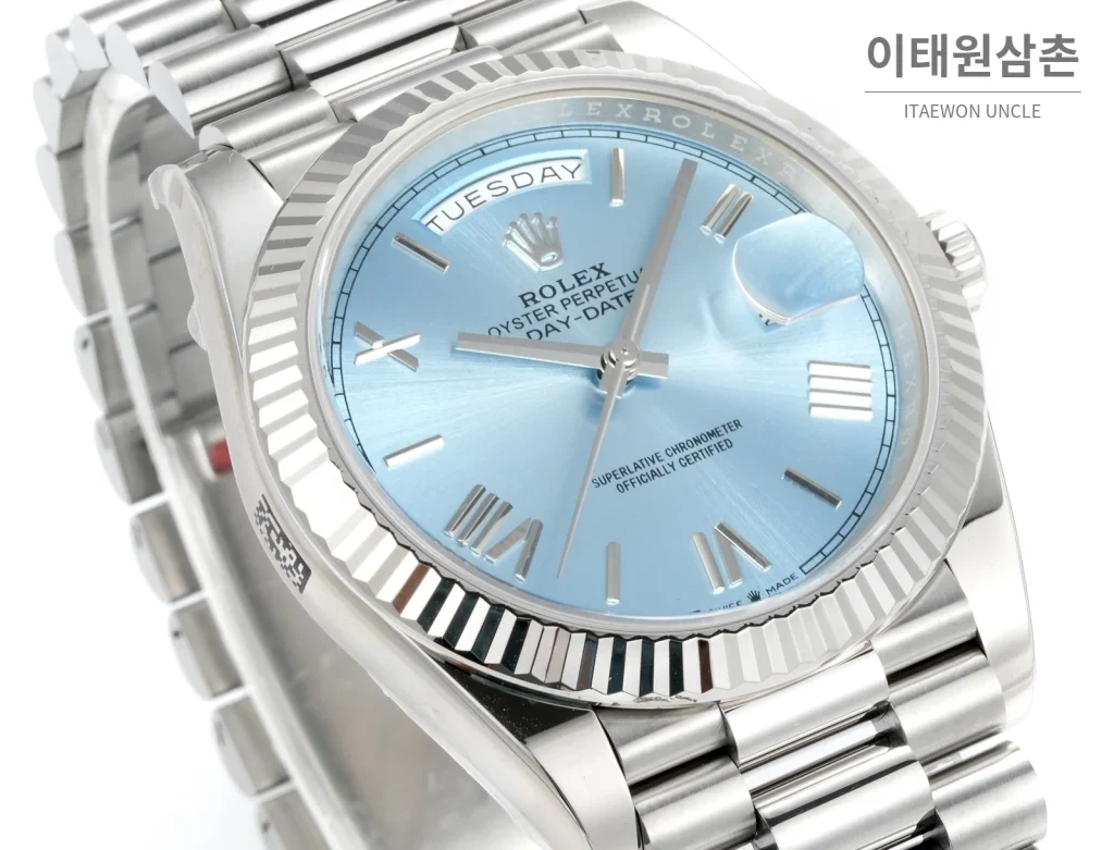 롤렉스 데이데이트 40 골드 프레지던트 브레이슬릿 오토매틱 40mm 아이스블루 다이얼