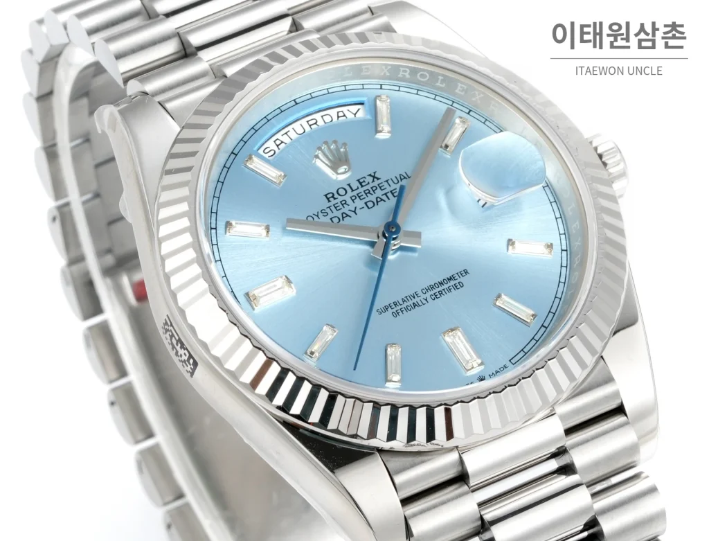 롤렉스 데이데이트 40 골드 프레지던트 브레이슬릿 오토매틱 40mm 아이스블루 다이얼 (2)
