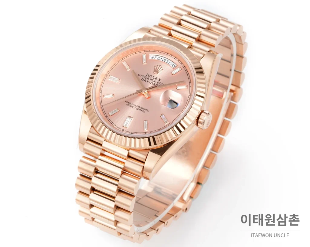 롤렉스 데이데이트 40 골드 프레지던트 브레이슬릿 오토매틱 40mm 로즈골드 다이얼