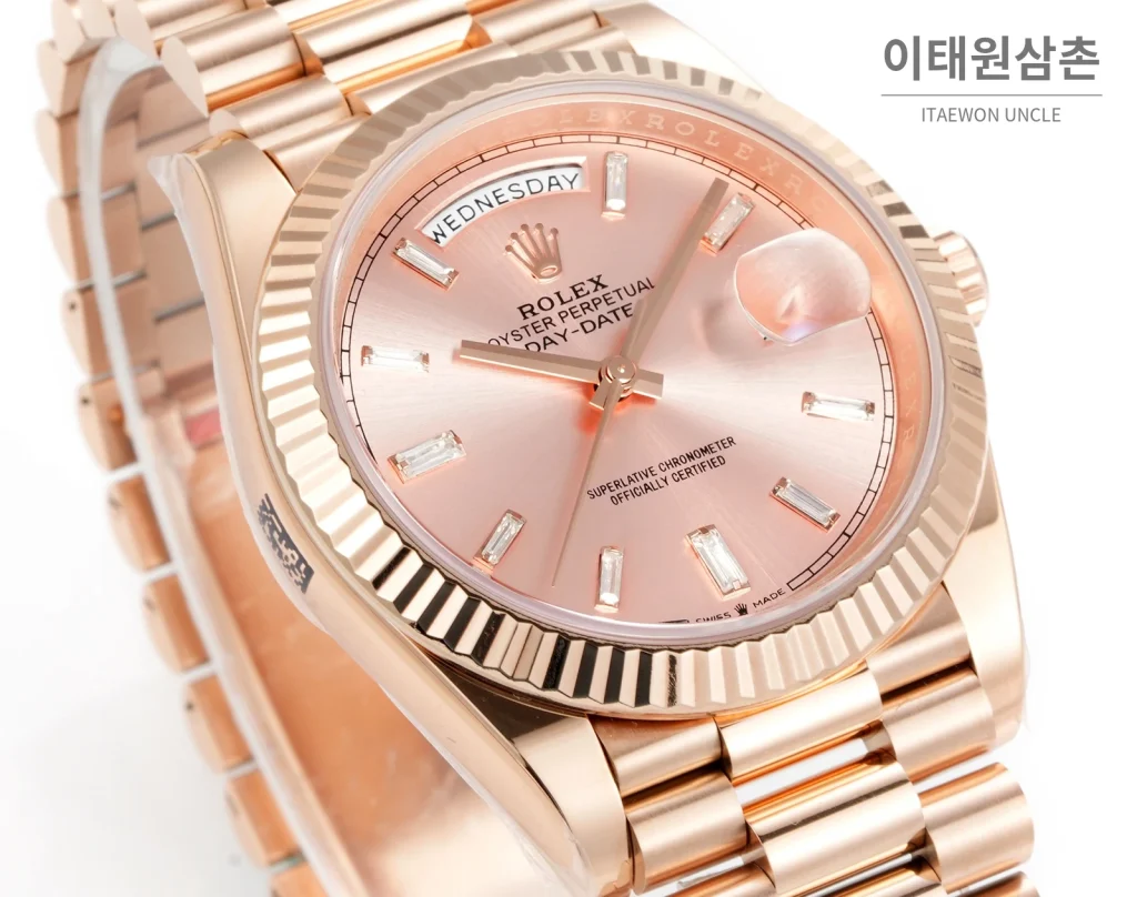 롤렉스 데이데이트 40 골드 프레지던트 브레이슬릿 오토매틱 40mm 로즈골드 다이얼