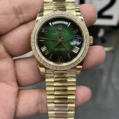 롤렉스 데이데이트 오토매틱 40mm 그린 다이얼 (2)