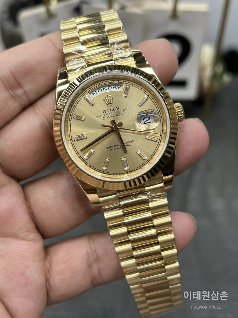 롤렉스 데이데이트 오토매틱 40mm 샴페인 다이얼