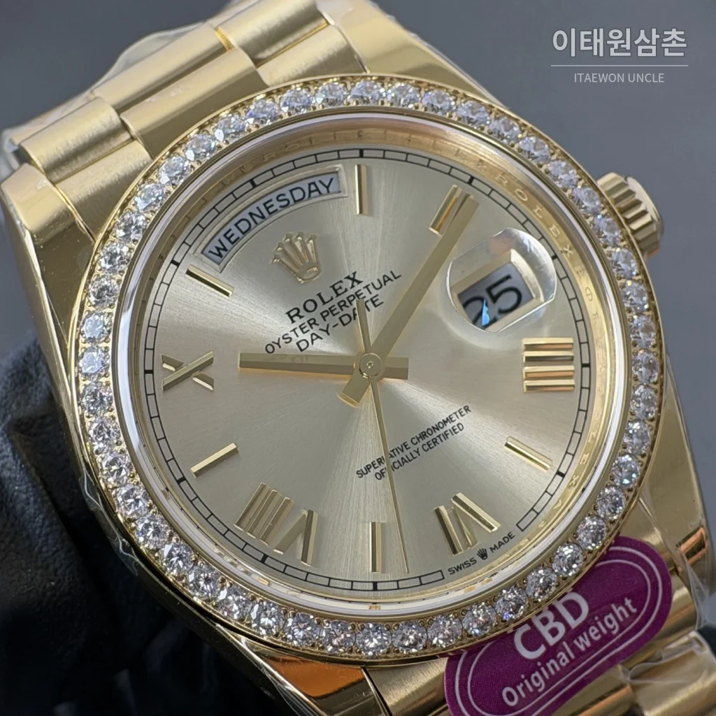 롤렉스 데이데이트 샴페인 로만다이얼 라운드다이아 베젤 오토매틱