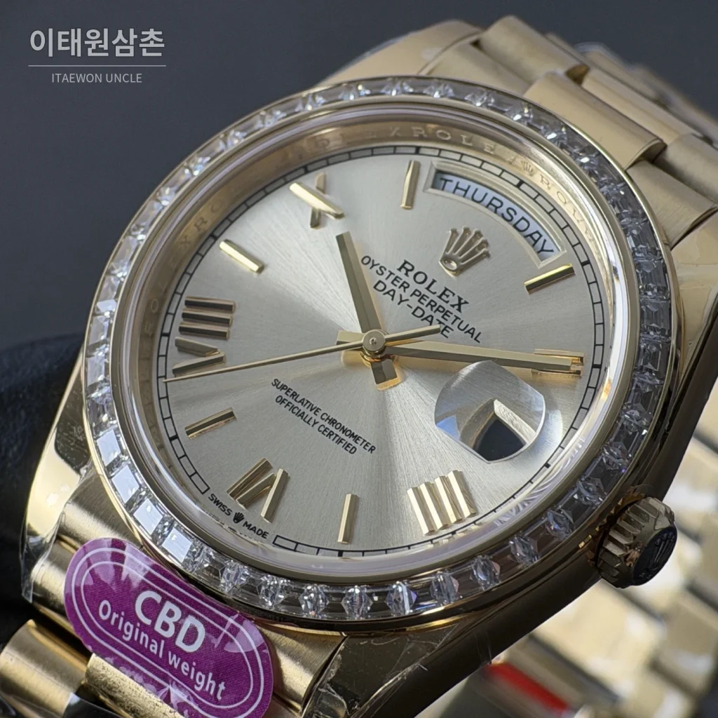 롤렉스 데이데이트 샴페인 로만다이얼 스퀘어다이아 베젤 오토매틱