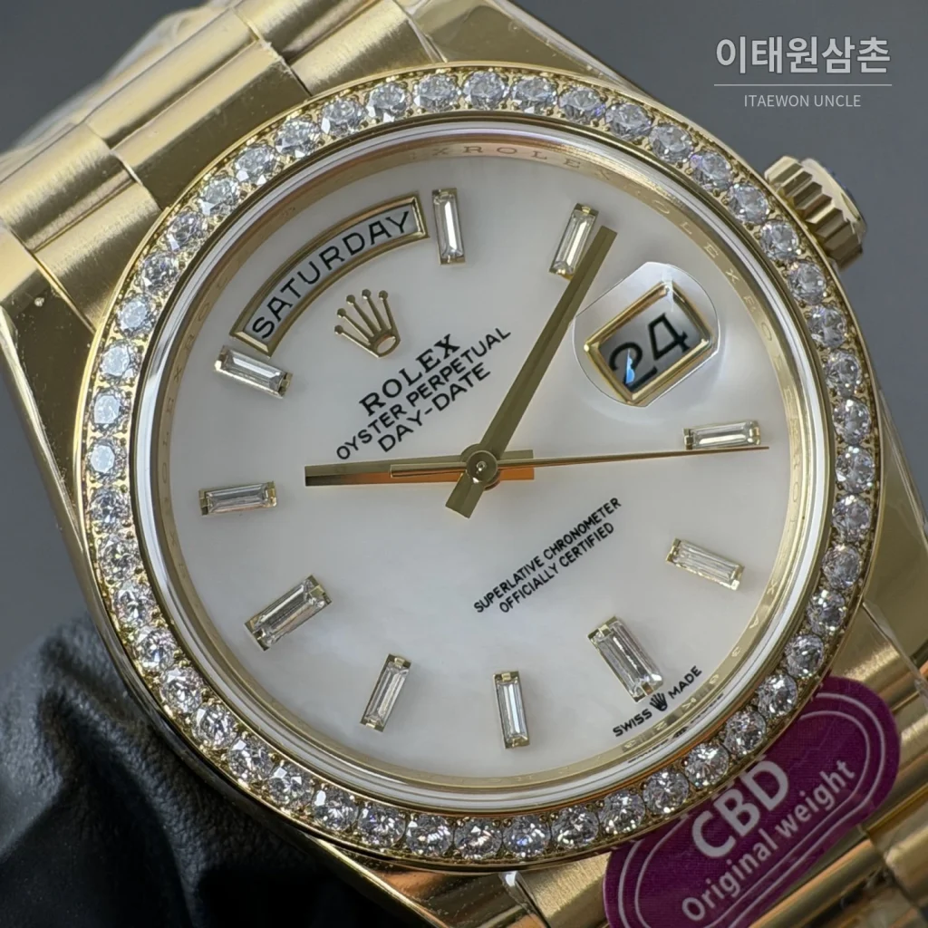 롤렉스 데이데이트 자개 바게트다이얼 라운드다이아 베젤 오토매틱