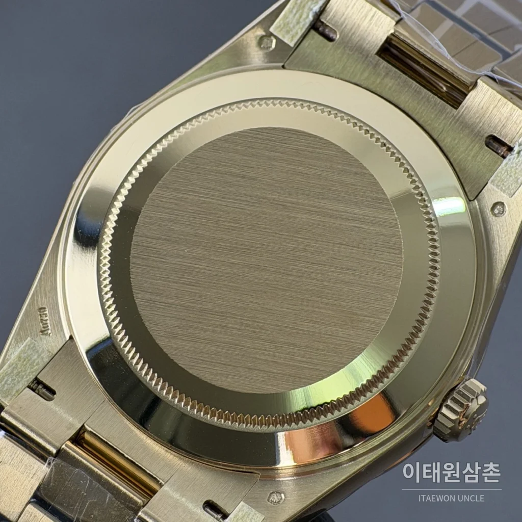 롤렉스 데이데이트 자개 바게트다이얼 라운드다이아 베젤 오토매틱