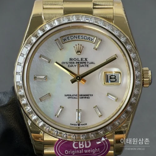 롤렉스 데이데이트 자개 바게트다이얼 스퀘어다이아 베젤 오토매틱