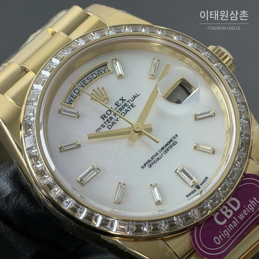 롤렉스 데이데이트 자개 바게트다이얼 스퀘어다이아 베젤 오토매틱