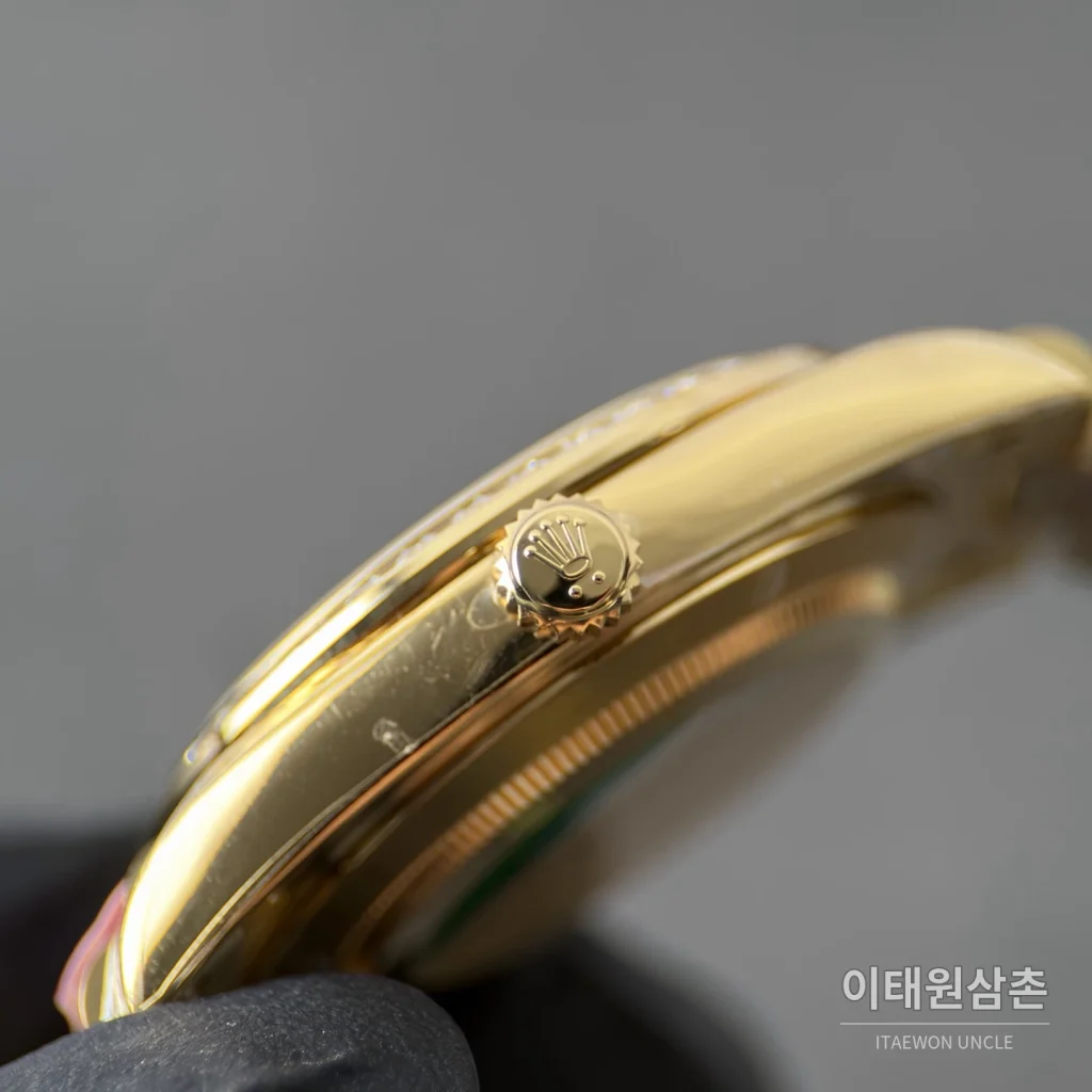 롤렉스 데이데이트 자개 바게트다이얼 스퀘어다이아 베젤 오토매틱