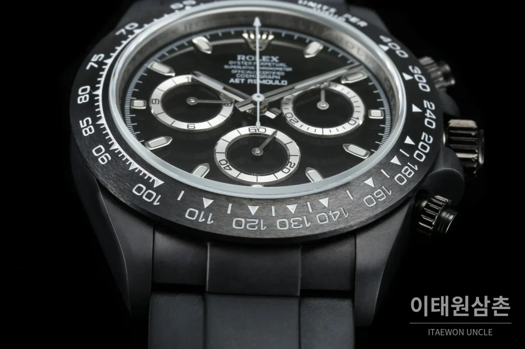 롤렉스 데이토나 AET 커스텀 블랙 세라믹 크로노그래프 오토매틱 40mm 블랙 다이얼