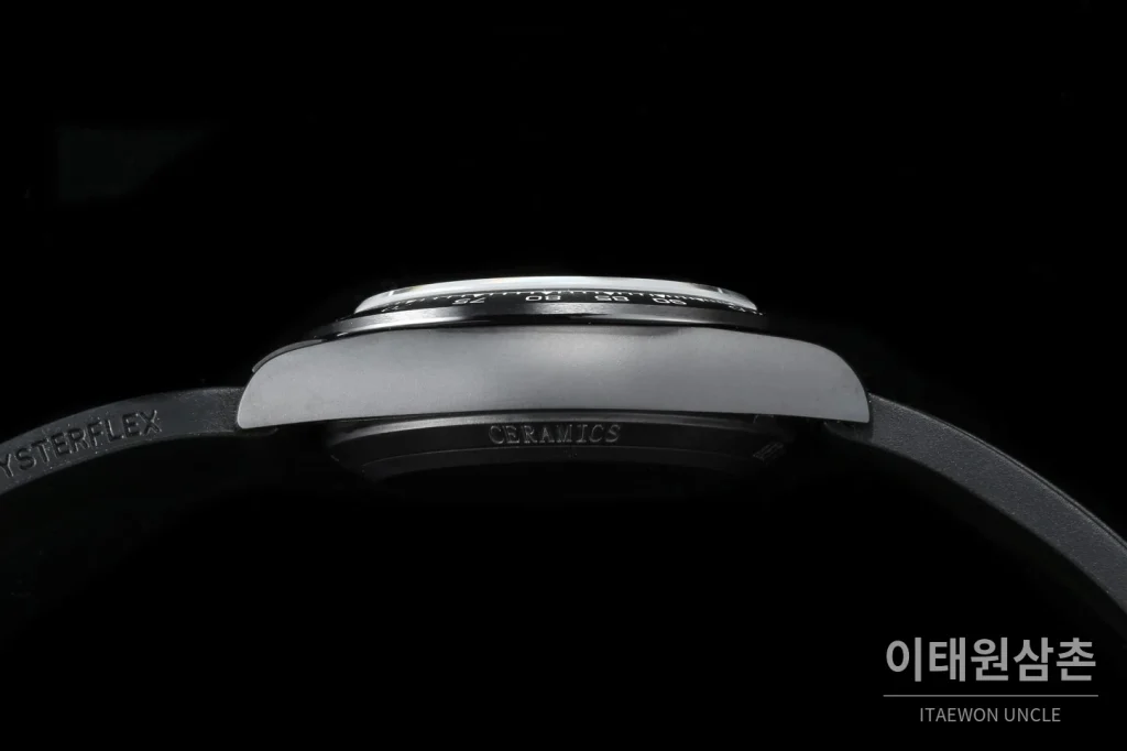 롤렉스 데이토나 AET 커스텀 블랙 세라믹 크로노그래프 오토매틱 40mm 블랙 다이얼