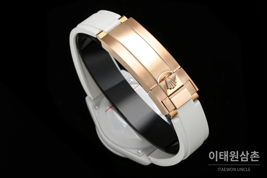 롤렉스 데이토나 AET 커스텀 블랙 세라믹 크로노그래프 오토매틱 40mm 화이트 다이얼