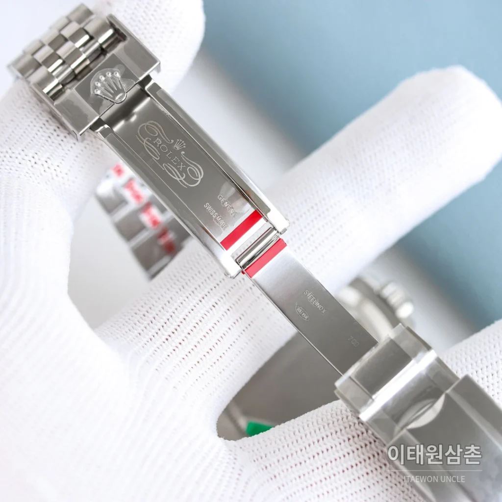 롤렉스 데이토나 크로노그래프 오토매틱 네이비 다이얼 스틸 브레이슬릿