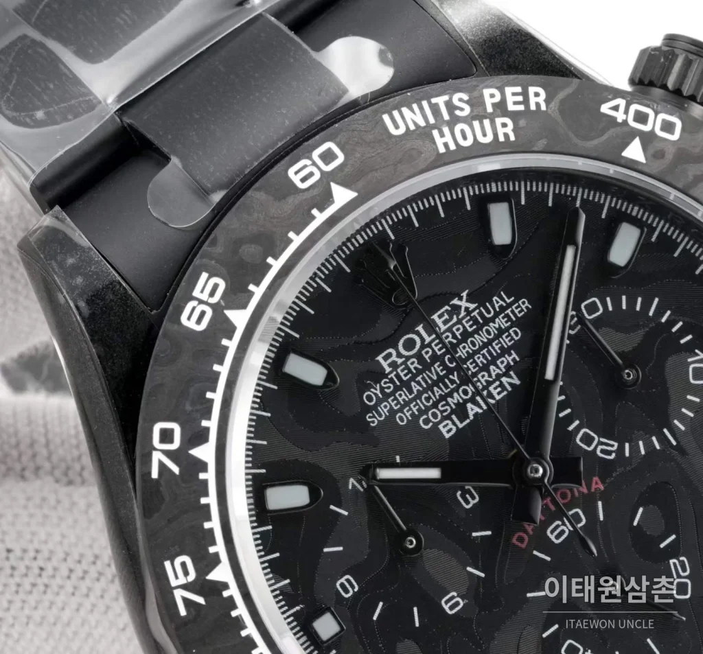 롤렉스 데이토나 블라켄 올블랙 카본베젤 크로노그래프 오토매틱 40mm 매트 블랙 블랙 러버 스트랩