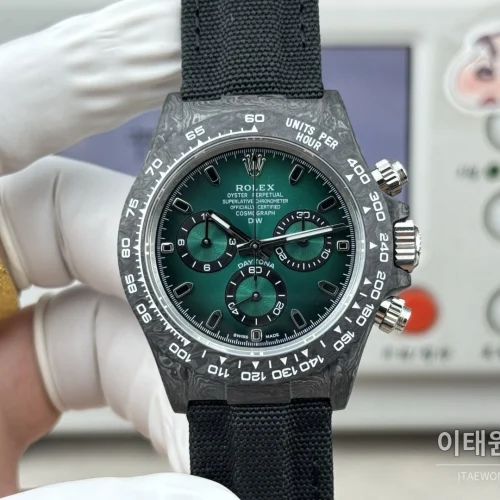 롤렉스 데이토나 카본파이버 크로노그래프 오토매틱 40mm 블랙 블랙 나일론 스트랩 (2)